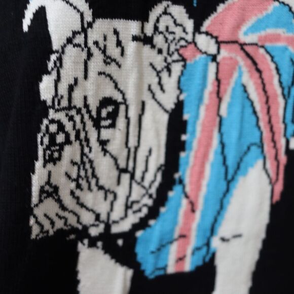 Forever 21 Black Crew Neck Sweater with Rock Band Graphic Oversized Small - Picture 4 of 15